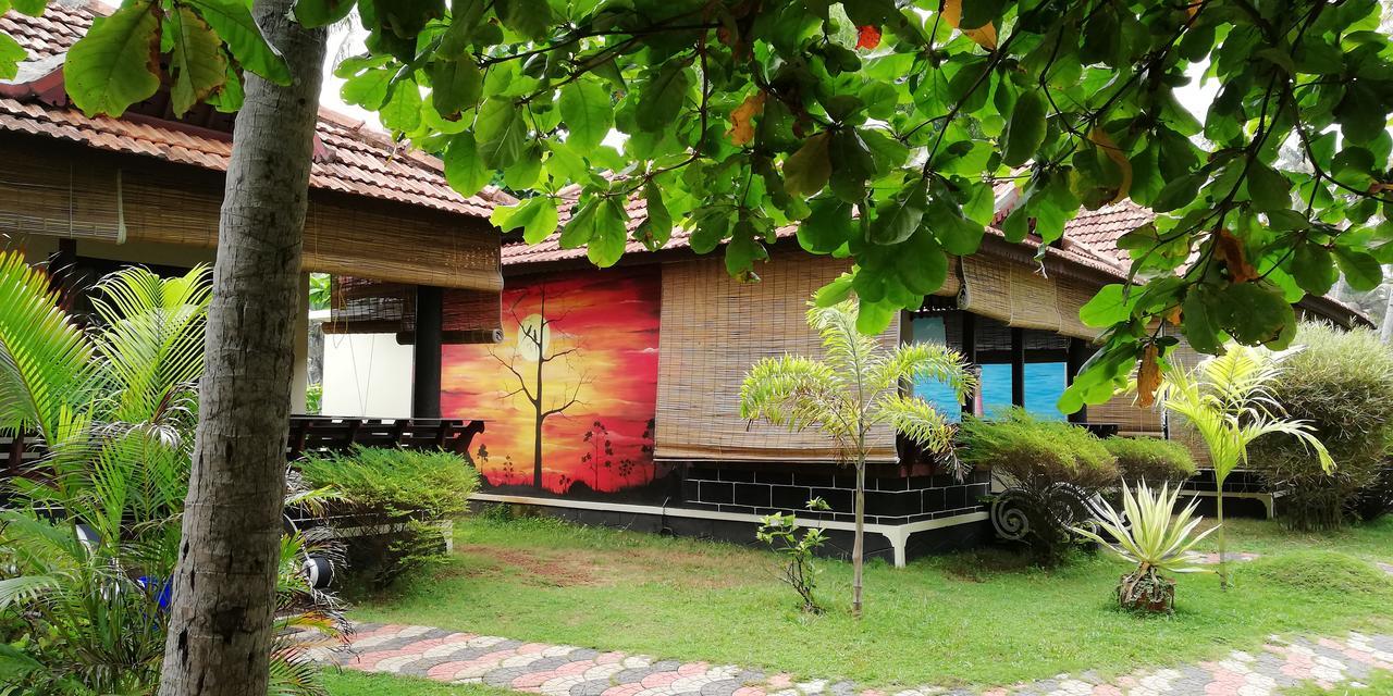 Maadathil Cottages Varkala Zewnętrze zdjęcie